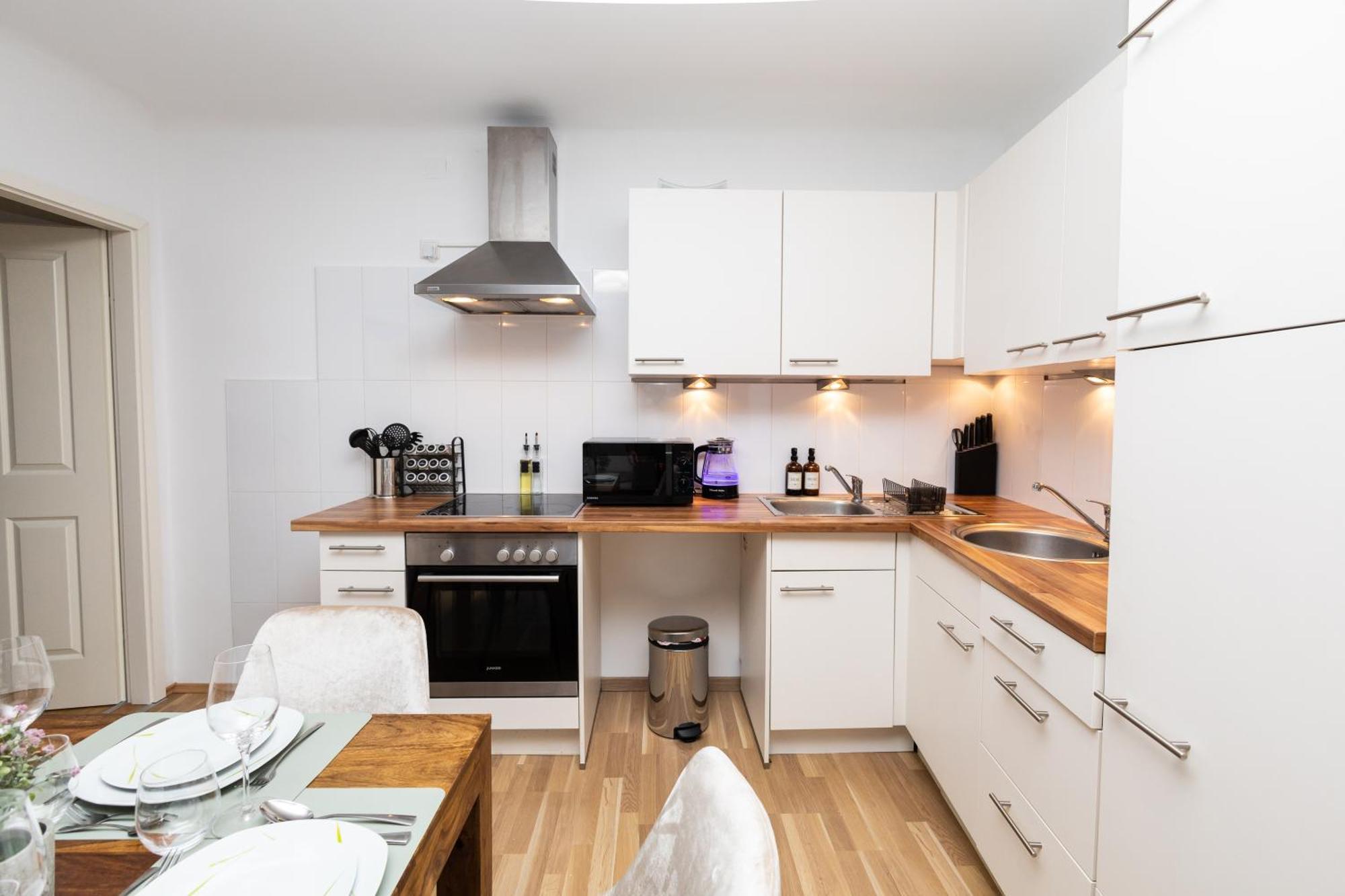 וינה City Apartment Top Location, Quiet And Cozy Ideal To Relax Or Work מראה חיצוני תמונה